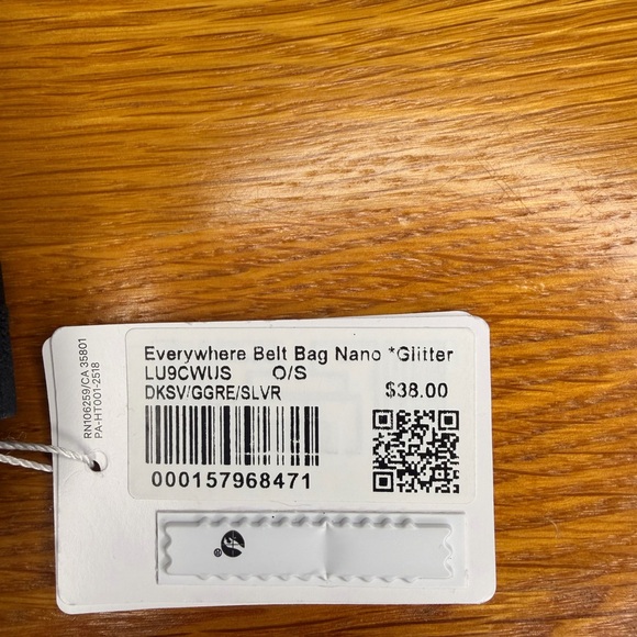 Lululemon Everywhere Belt Bag Nano Glitter Silver Mini Pouch Wristlet NWT - Picture 8 of 9